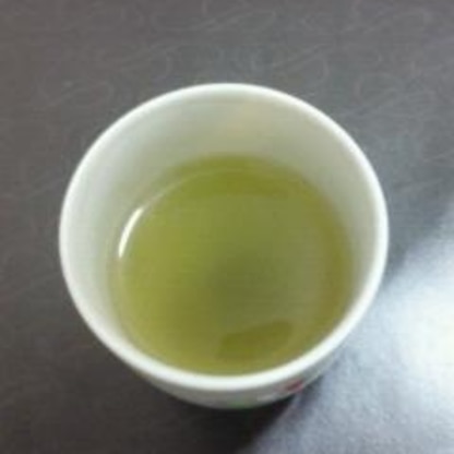 リピートです♪今日も蜂蜜の甘味で緑茶が飲みやすくって美味しく頂きました～(*´∀｀*)
ご馳走さまでした～